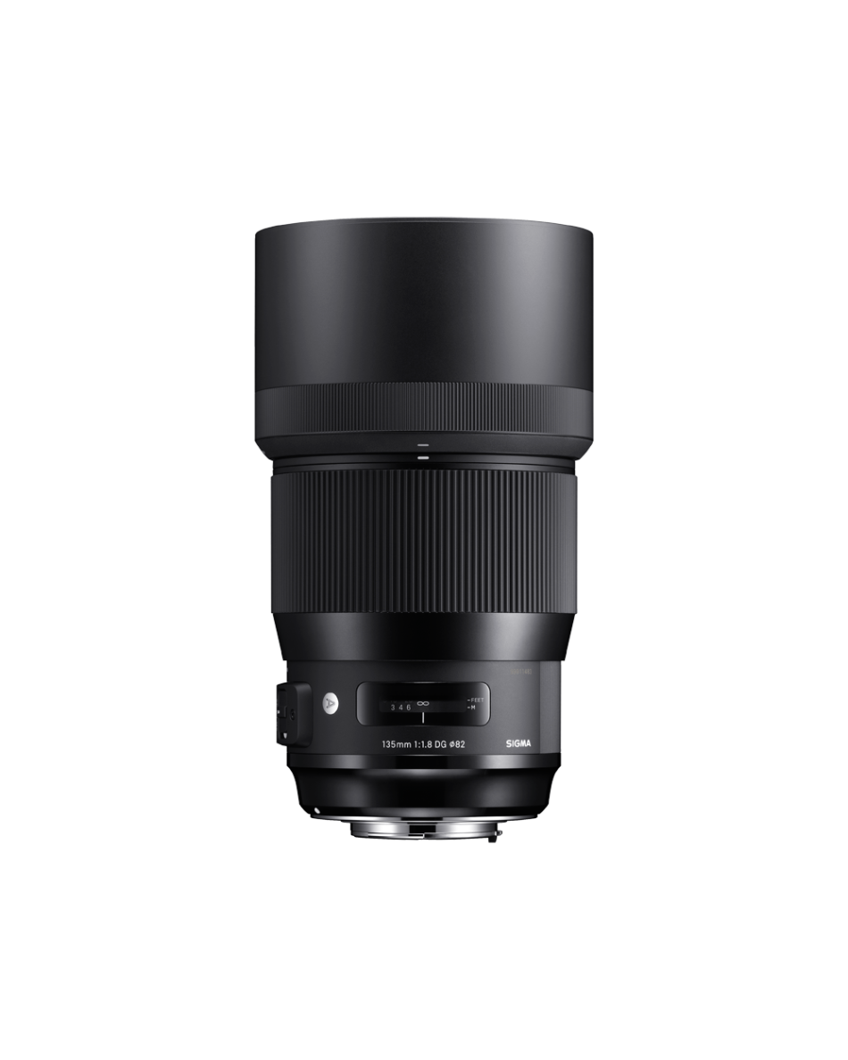 ART 135mm F1.8 DG HSM